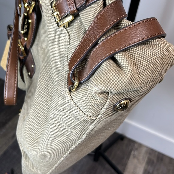 MICHAEL Michael Kors Brown and Tan Shoulder Bag, Beautiful leather straps - Picture 5 of 15